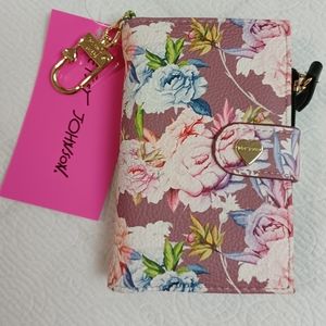 BETSEY JOHNSON XOCASEY MAUVE WALLET CREDIT CARD CA